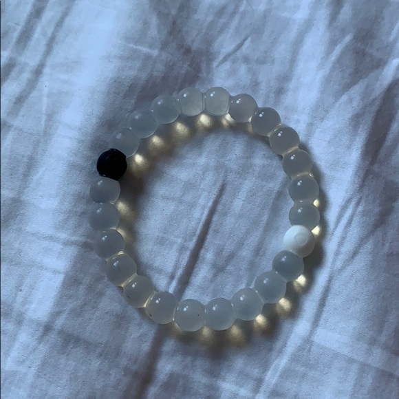 Lokai Bracelet - Picture 1 of 1